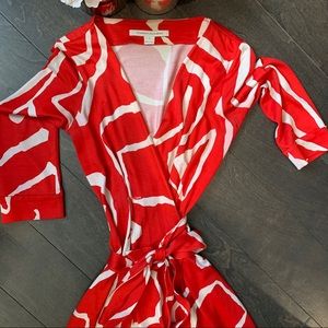 Diane Von Furstenberg icon wrap dress- size 6